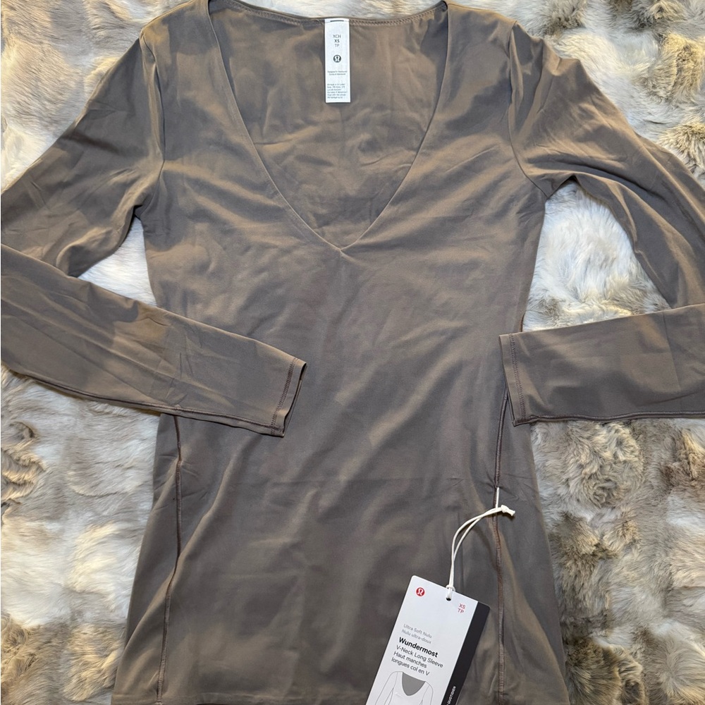 Lululemon Gray Wundermost V-Neck Top
